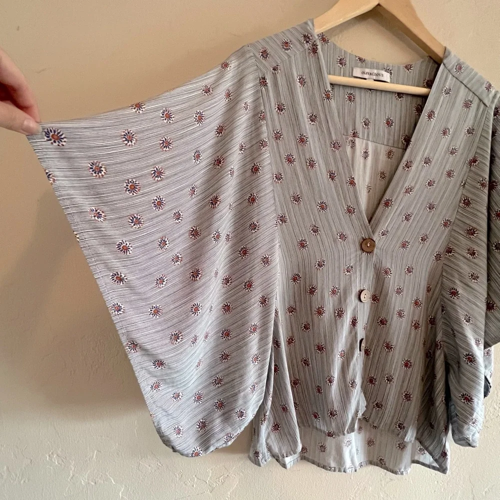 Patterned button down top - Picture 7 of 12